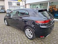Gebraucht Renault Mégane Intens 94 PS (69 kW) 2021 Sternenschwarz Limousine