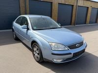 Gebraucht Ford Mondeo 125 PS (91 kW) 2004 Blau Limousine