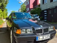 Gebraucht BMW 318 116 PS (85 kW) 1995 Schwarz Limousine