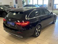 Gebraucht Mercedes C200 Avantgarde 163 PS (119 kW) 2024 Schwarz Kombi