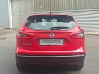 Gebraucht Nissan Qashqai Visia 116 PS (85 kW) 2017 Rot SUV