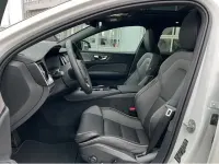 Gebraucht Volvo V60 Plus 349 PS (256 kW) 2024 Weiß Kombi