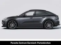 Gebraucht Porsche Macan 408 PS (300 kW) 2025 Vulkangrau SUV