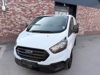 Gebraucht Ford Transit Custom 105 PS (77 kW) 2018 Weiß Van / Kleinbus
