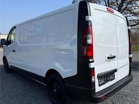 Gebraucht Renault Trafic 120 PS (88 kW) 2016 Weiß Van / Kleinbus