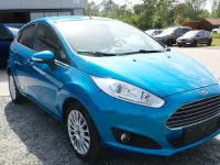 Używany Ford Fiesta Titanium 101 KM (74 kW) 2013 Niebieski Sedan/Limuzyna