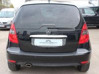 Gebraucht Mercedes A200 Avantgarde 140 PS (102 kW) 2012 Schwarz Kleinwagen