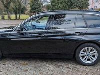 Gebraucht BMW 320 Luxury Line 190 PS (139 kW) 2019 Schwarz Kombi