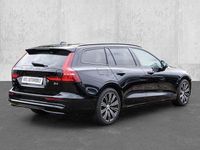 Gebraucht Volvo V60 Plus 197 PS (144 kW) 2025 Schwarz Kombi