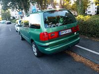 Gebraucht VW Sharan 116 PS (85 kW) 2001 Grün Van / Kleinbus