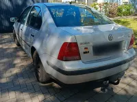 Second-hand VW Bora 90 CP (66 kW) 1998 Argintiu Berlinǎ