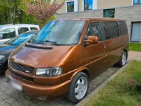 Gebraucht VW T4 102 PS (75 kW) 1998 Braun Van