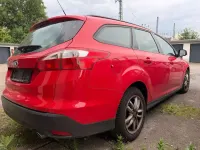 Gebraucht Ford Focus Trend 150 PS (110 kW) 2011 Coloradorot Kombi