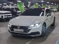 Gebraucht VW Arteon Elegance 190 PS (139 kW) 2019 Weiß Kleinwagen