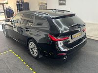 Gebraucht BMW 320 Advantage 190 PS (139 kW) 2021 Schwarz Kombi