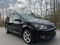 Gebraucht VW Touran 105 PS (77 kW) 2012 Schwarz Van / Kleinbus