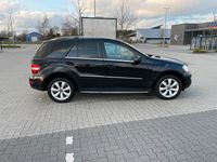 Gebraucht Mercedes ML350 231 PS (169 kW) 2011 Schwarz SUV