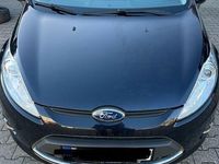 Gebraucht Ford Fiesta Titanium 97 PS (71 kW) 2010 Schwarz Kleinwagen