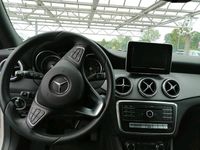 Gebraucht Mercedes CLA200 136 PS (100 kW) 2017 Weiß Kombi
