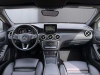 Gebraucht Mercedes A180 122 PS (89 kW) 2016 Weiß Limousine