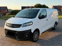 Gebraucht Opel Vivaro 122 PS (89 kW) 2021 Weiß Van / Kleinbus