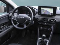 Gebraucht Dacia Jogger 101 PS (74 kW) 2024 Weiß Van / Kleinbus