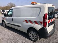 Gebraucht Fiat Doblò 120 PS (88 kW) 2014 Bianco gelato/banchisa Van / Kleinbus