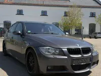 Gebraucht BMW 318 129 PS (94 kW) 2006 Grau Limousine