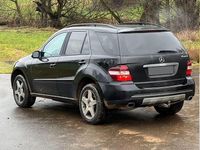 Gebraucht Mercedes ML500 306 PS (225 kW) 2006 Schwarz SUV