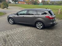 Gebraucht Ford Focus 125 PS (91 kW) 2012 Grau Kombi