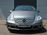 Gebraucht Mercedes A180 Avantgarde 109 PS (80 kW) 2010 Grau Limousine