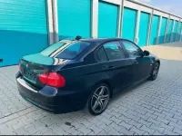 Gebraucht BMW 320 185 PS (136 kW) 2010 Schwarz Limousine