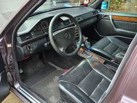 Gebraucht Mercedes E260 160 PS (117 kW) 1992 Limousine