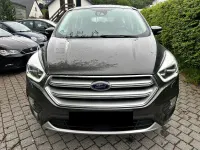 Usado Ford Kuga Titanium 182 HP (133 kW) 2017 SUV