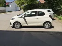 Gebraucht Peugeot 108 Active 72 PS (52 kW) 2021 Weiß Kleinwagen