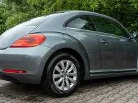 Gebraucht VW Beetle Design 105 PS (77 kW) 2013 Grau Kleinwagen