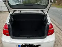 Gebraucht BMW 116 122 PS (89 kW) 2009 Weiß Kleinwagen