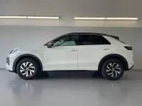 Neu VW T-Roc Life 150 PS (110 kW) 2026 [0qa1] pure white / dach schwarz SUV