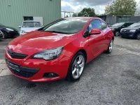 Gebraucht Opel Astra Innovation 140 PS (102 kW) 2012 Power rot/traffic red ral3020 Coupé