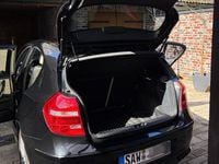 Gebraucht BMW 116 M Sport 122 PS (89 kW) 2011 Schwarz Kleinwagen