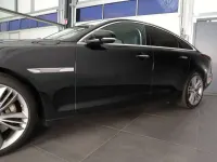 Gebraucht Jaguar XJ Premium Luxury 300 PS (220 kW) 2019 Narvik black Limousine