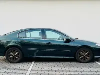 Gebraucht Renault Laguna III Dynamique 170 PS (125 kW) 2008 Grün "vetivier" Kleinwagen