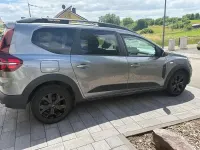 Gebraucht Dacia Jogger Extreme 91 PS (66 kW) 2025 Grau Van / Kleinbus