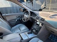 Usado Volvo XC90 185 HP (136 kW) 2009 Cinzento SUV