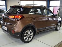 Gebraucht Hyundai i20 Active 120 PS (88 kW) 2016 Braun Van / Kleinbus