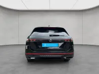 Gebraucht VW Passat R-line 150 PS (110 kW) 2025 Schwarz Kombi