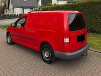 Second-hand VW Caddy 105 CP (77 kW) 2010 Roșu Monovolum