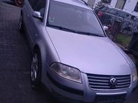 Gebraucht VW Passat 131 PS (96 kW) 2002 Grau Kombi
