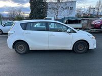 Gebraucht Toyota Verso 111 PS (81 kW) 2015 Weiß Van / Kleinbus