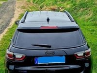Second-hand Jeep Compass 241 CP (177 kW) 2022 Negru SUV